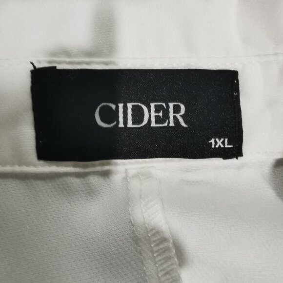 Button Down Blouse with Oversized Collar and Cuffs Size 1XL NWOT #192 - Picture 5 of 6